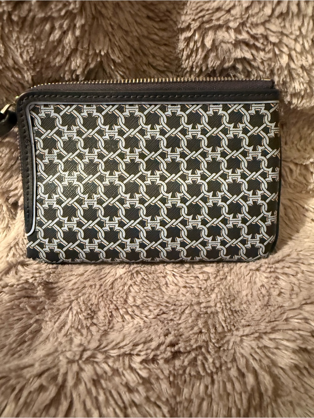 Kate Spade New York Spade Link Saffiano PVC Mini L-Zip Wristlet Blue Geometric - Picture 3 of 9
